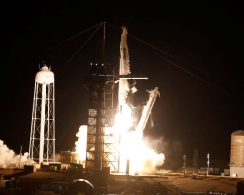 Power failed at SpaceX mission control before September spacewalk by NASA nominee