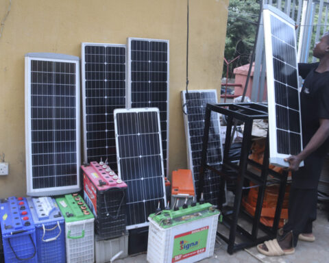 Nigerians press for solar jobs and electricity, with little success
