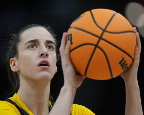 Caitlin Clark's No. 22 to be retired during February ceremony at Iowa's Carver-Hawkeye Arena