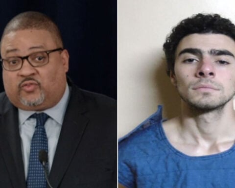 New York DA reveals Mangione's play-by-play seconds before and after CEO's killing