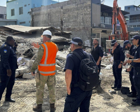 Number of dead and missing still unclear as first aid arrives in quake-hit Pacific nation of Vanuatu