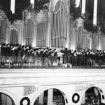 The Wanamaker organ has been part of a treasured holiday tradition in Philly for over 100 years − a historian explains its illustrious past and uncertain future