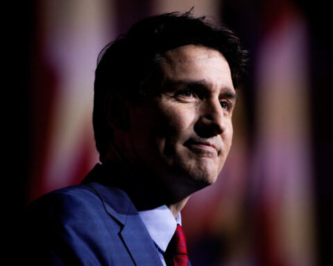 Canadian PM Trudeau has full support of cabinet, new finance minister says
