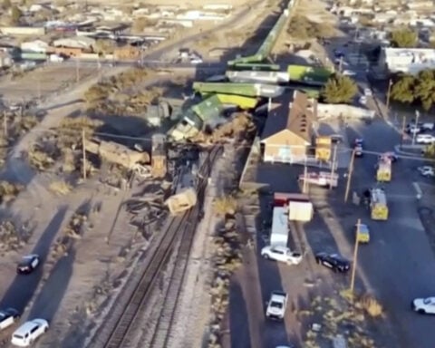 2 killed, 3 injured when freight train derails in small West Texas city after collision