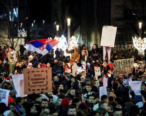 Tens of thousands gather in anti-government protest in Belgrade