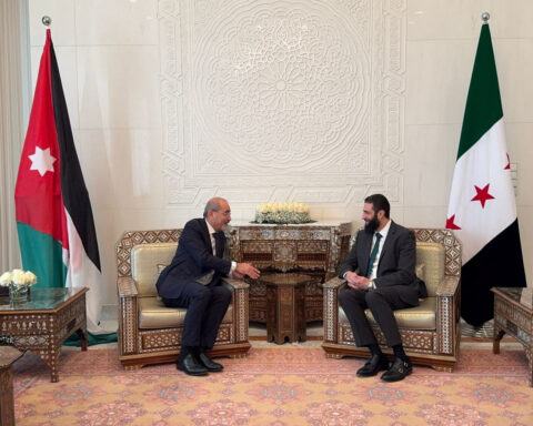 Qatar and Jordan pledge support to Syria