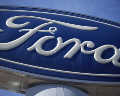 Government regulators close investigation into Ford Focus recalls