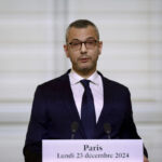 A new French government is named after the previous one collapsed in a budget fight