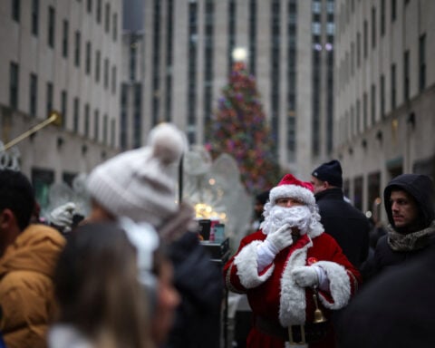 Santa Claus global flight to deliver presents underway