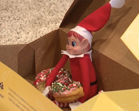 'It's priceless': Deputy goes viral for 'arresting' elf, spreading Christmas cheer