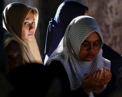 Thousands mark 20 years after deadly Indian Ocean tsunami