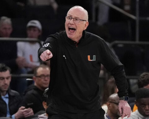 Jim Larrañaga steps down at Miami, Bill Courtney takes over to finish season