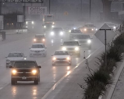 Powerful thunderstorms rumble across Texas, delaying holiday travel