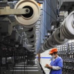 China's industrial profits decline at slower pace in Nov