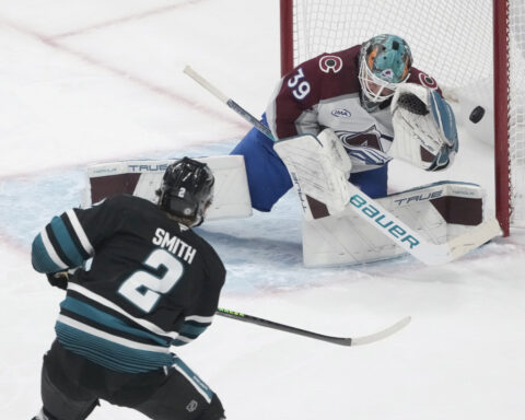 Avalanche reward newly acquired goalie Blackwood with 5-year, $26.25 million contract extension