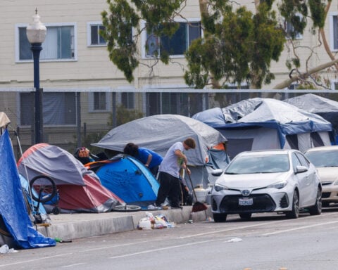 US homelessness rose by record 18% in latest annual data