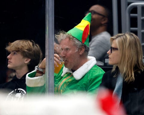 Will Ferrell just casually showed up to the LA Kings game dressed as Buddy the Elf