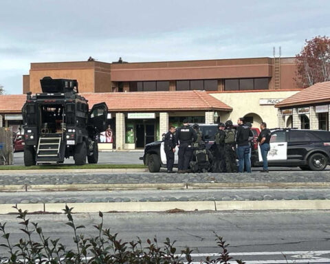 Burglar escapes standoff with police at Salinas firearm store