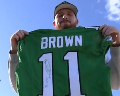 Eagles fan turns free ticket into game-worn A.J. Brown jersey, viral moment after Tanner McKee's first TD pass