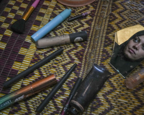 In Gaza's crowded tent camps, women wrestle with a life stripped of privacy
