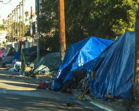 South LA Churches, Nonprofits Receive $10K to Support Work with Homelessness