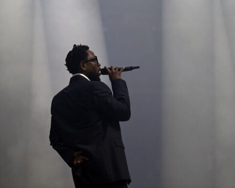 Kendrick Lamar to reunite with Top Dawg at Christmas concert