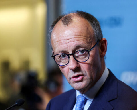 German opposition's chancellor candidate backs free trade talks with Trump