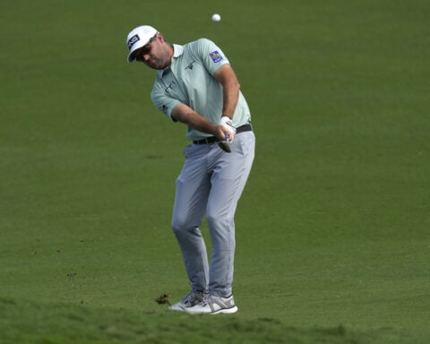 Tom Hoge leads at Kapalua where good golf exceeds expectations in PGA Tour opener