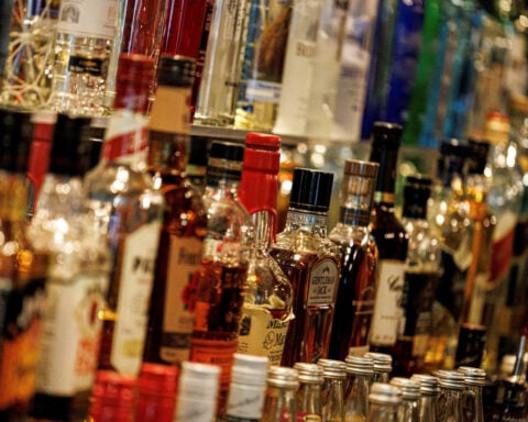 Countries' guidance on alcohol consumption