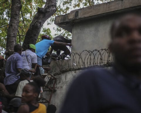 Central American troops arrive in Haiti to reinforce mission to restore order