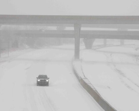 Massive winter storm to clobber U.S. from Plains to East Coast