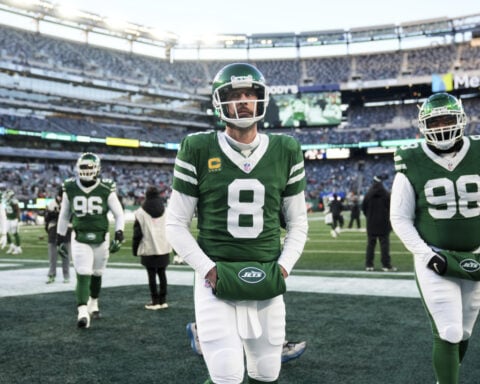 Jets' not-so-banner season capped by an upside-down on-field display