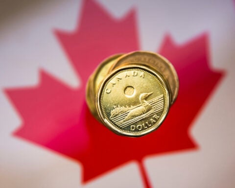 Canadian dollar calm as Trudeau heads for the exits