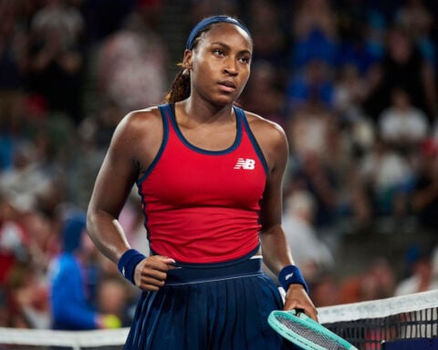 Coco Gauff earns statement win over Iga Świątek to lead the US to United Cup title