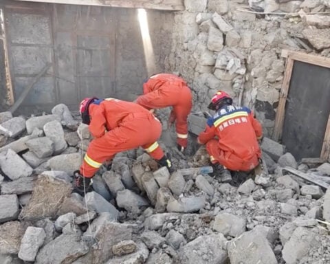 Tremors in earthquake-prone Tibet