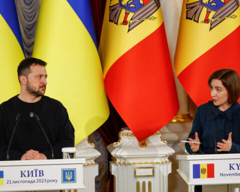 Zelenskiy, Moldova's Sandu discuss Ukrainian coal to ease Transdniestria energy crisis