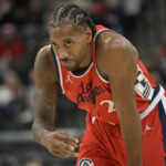 Clippers' Kawhi Leonard leaves team before game in Denver because of wildfires in LA area