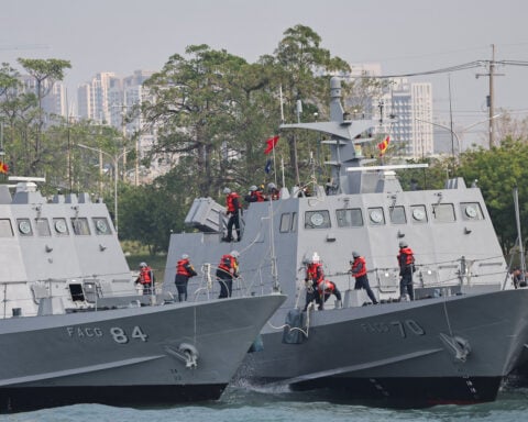 Taiwan navy shows off its steel with simulated attack exercise