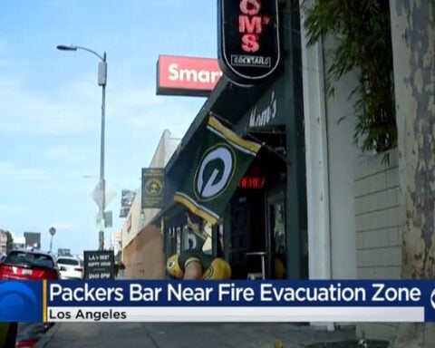 Packers bar in LA is right outside fire evacuation area