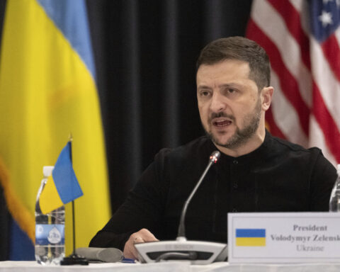 Zelenskyy and Austin use their final meeting to press Trump to keep supporting Ukraine