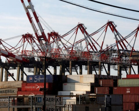 Union, employers credit Trump in US port deal that may shape future talks