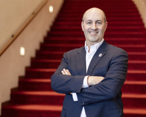 Gary Ginstling is hired as Houston Symphony CEO months after surprise departure from NY Philharmonic