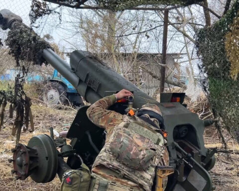 Ukraine says it captured 2 North Korean soldiers fighting for Russia