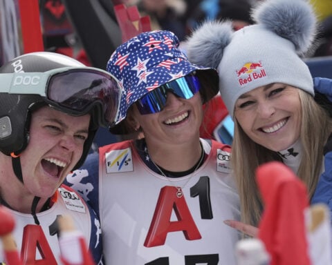 Lauren Macuga wins a World Cup super-G race with Lindsey Vonn 4th on stellar day for US ski team