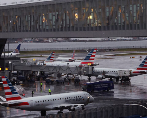 Projected air traffic growth runs counter to climate goals, study says