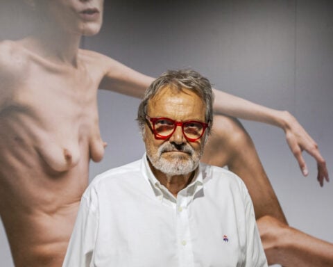 Italian photographer Oliviero Toscani, famed for provocative Benetton campaigns, dies at 82