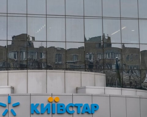 VEON moves ahead with planned US listing for Ukraine's top telco Kyivstar