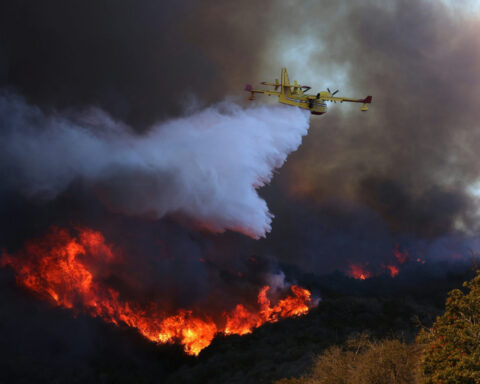 Firefighting planes are dumping ocean water on the Los Angeles fires − why using saltwater is typically a last resort