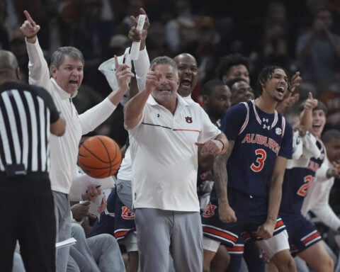 Auburn rises to No. 1 in AP Top 25 after Tennessee loses, Georgia is ranked for 1st time since 2011