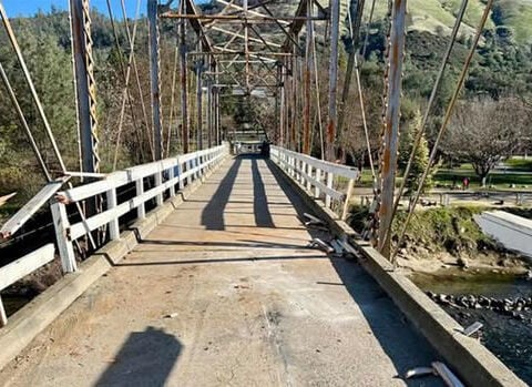 Reckless driver damages Mt. Murphy Bridge, prompting extended closure